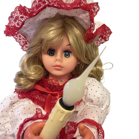 Vintage Rennoc Animated Xmas Doll with Moving Head and Arms Lighted Candle - Picture 3 of 11